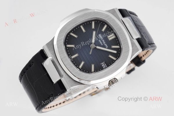 Swiss Replica Patek Philippe Nautilus Dark Blue Dial Silver Case Automatic Watch Swiss Replica Patek Philippe Nautilus Dark Blue Dial Silver Case Automatic Watch