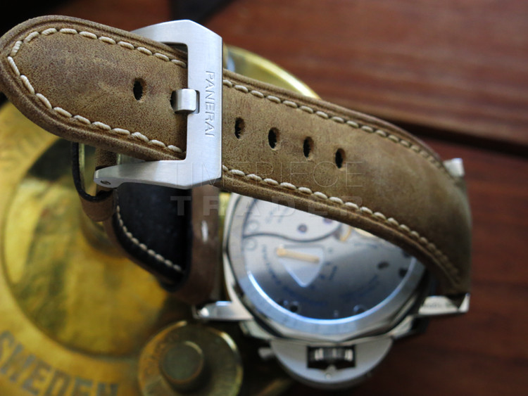 Panerai Luminor 1950 3 Days PAM422 18k White Gold Manual Hand Wind Panerai Luminor 1950 3 Days PAM422 18k White Gold Manual Hand Wind