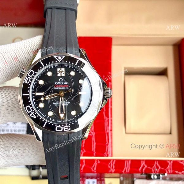AAA Copy Omega Seamaster 300m James Bond Limited Edition Watch Rubber Strap AAA Copy Omega Seamaster 300m James Bond Limited Edition Watch Rubber Strap