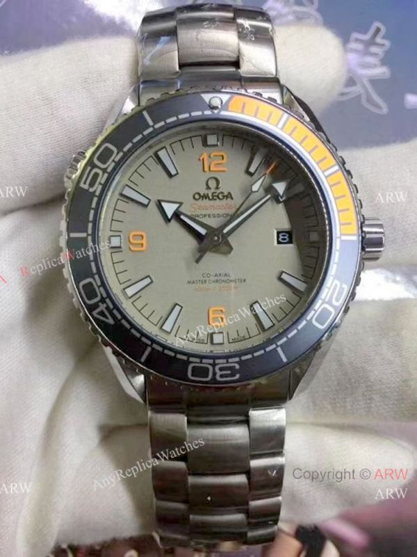 Low Prcie Omega Watch Replica Seamaster with Black Orange Bezel Low Prcie Omega Watch Replica Seamaster with Black Orange Bezel