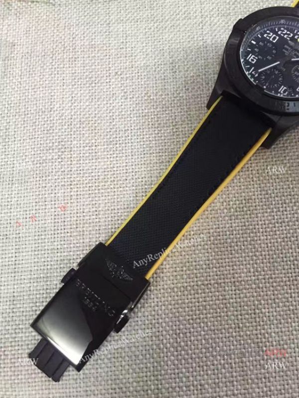 Breitling Avenger Hurricane military Replica Watch Red/Black Rubber Strap Breitling Avenger Hurricane military Replica Watch Red/Black Rubber Strap