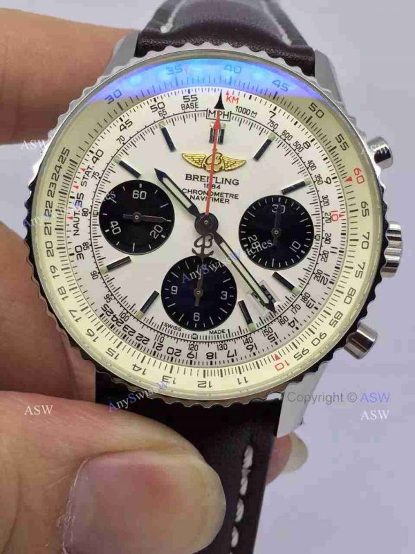 Swiss Fake Breitling 1884 Chronometre Navitimer Watch SS Case White Dial Swiss Fake Breitling 1884 Chronometre Navitimer Watch SS Case White Dial