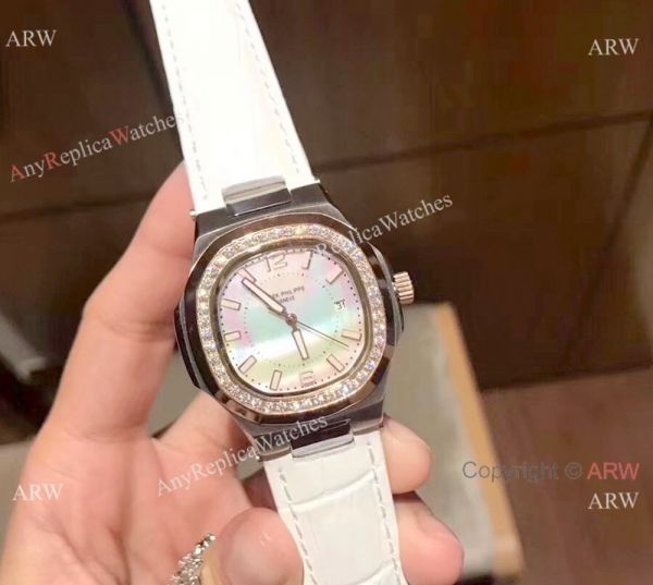 Patek Philippe Nautilus Womens Diamond watch White MOP Face Patek Philippe Nautilus Womens Diamond watch White MOP Face
