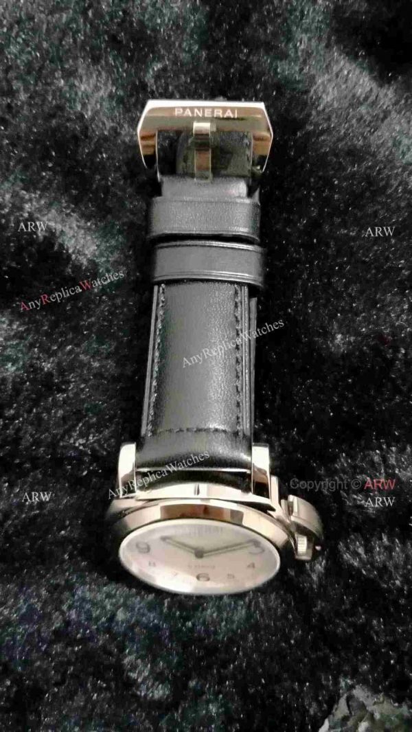 Luminor Panerai 8 Days White Dial Replica Watch PAM561 Luminor Panerai 8 Days White Dial Replica Watch PAM561