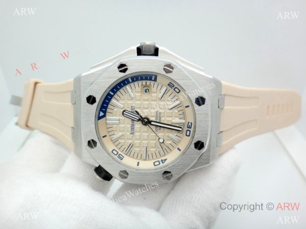 2019 New Audemars Piguet Royal Oak Offshore Diver Watches Beige Dial Beige Rubber Band 2019 New Audemars Piguet Royal Oak Offshore Diver Watches Beige Dial Beige Rubber Band