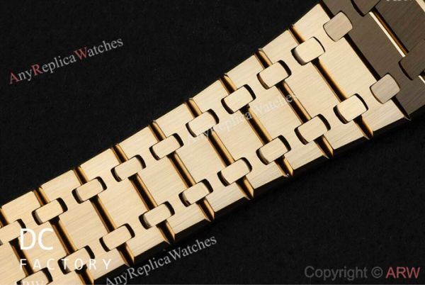 Best Copy Audemars Piguet Royal Oak Jumbo Extra Thin Watch Gold Case Best Copy Audemars Piguet Royal Oak Jumbo Extra Thin Watch Gold Case