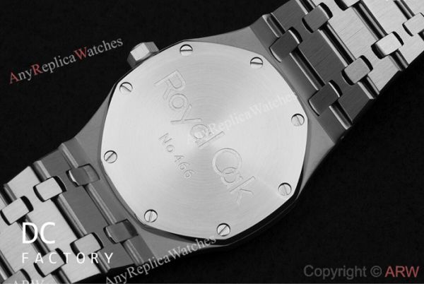 Replica Audemars Piguet Royal Oak Jumbo Extra Thin 39MM Watch Stainless Steel Blue Face Replica Audemars Piguet Royal Oak Jumbo Extra Thin 39MM Watch Stainless Steel Blue Face