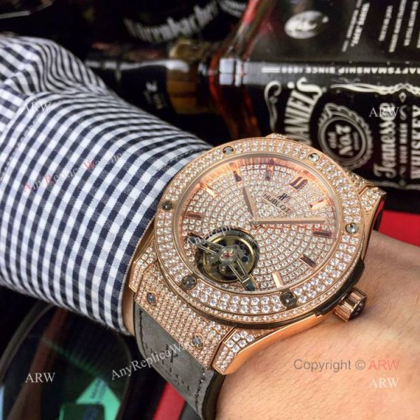 Iced Out Hublot Classic Fusion Watch Replica Rose Gold Gray Gummy Strap Iced Out Hublot Classic Fusion Watch Replica Rose Gold Gray Gummy Strap
