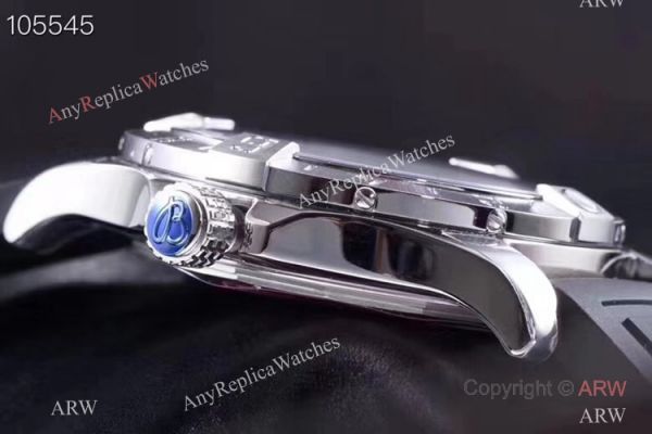 GF Factory Copy Breitling Avenger II GMT Watch SS Black Rubber Strap GF Factory Copy Breitling Avenger II GMT Watch SS Black Rubber Strap