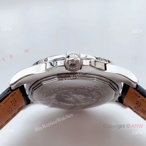 (GF) Swiss Grade Copy Breitling Avenger II GMT Watch White Dial Black Leather Band (GF) Swiss Grade Copy Breitling Avenger II GMT Watch White Dial Black Leather Band