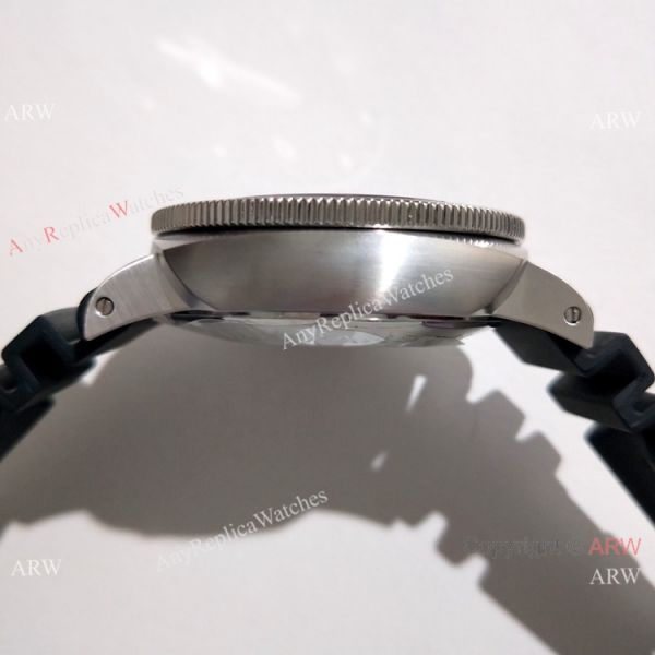 Copy Panerai Luminor Submersible PAM683 Watch Stianless Steel Black Bezel Copy Panerai Luminor Submersible PAM683 Watch Stianless Steel Black Bezel