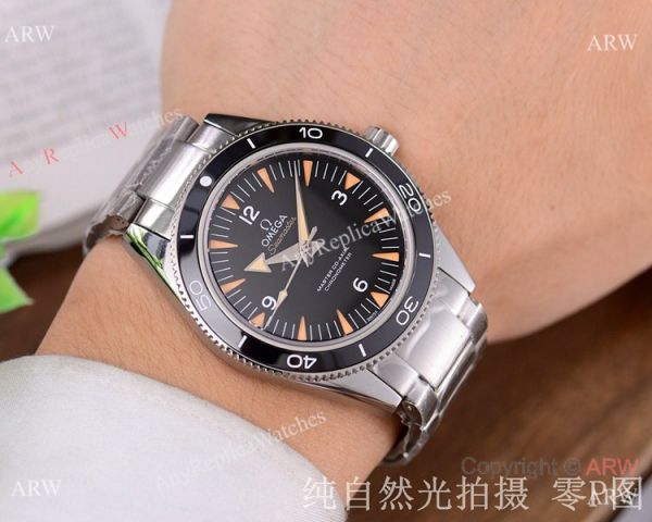 Omega Seamaster 300 Spectre Watch Replica 2-Tone Blue Ceramic Omega Seamaster 300 Spectre Watch Replica 2-Tone Blue Ceramic