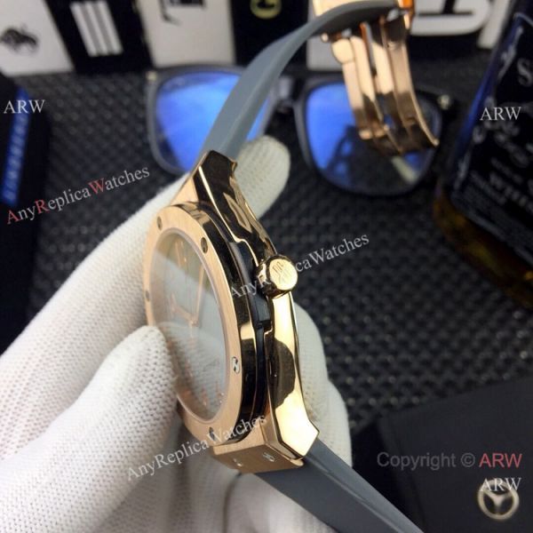 Replica Hublot Classic Fusion 43mm Watches Silver Dial Rose Gold Replica Hublot Classic Fusion 43mm Watches Silver Dial Rose Gold