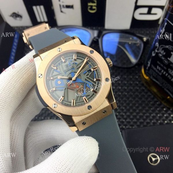New Style Hublot Classic Fusion Rose Gold Bezel Rubber Strap Watches New Style Hublot Classic Fusion Rose Gold Bezel Rubber Strap Watches