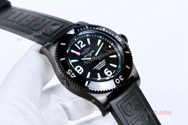 New Fake Breitling Superocean II Blacksteel Rubber Strap Watches New Fake Breitling Superocean II Blacksteel Rubber Strap Watches