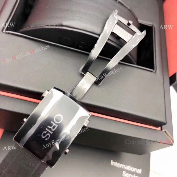 Swiss Fake Oris Aquis Automatic Watch Black Case Sapphire glass Swiss Fake Oris Aquis Automatic Watch Black Case Sapphire glass