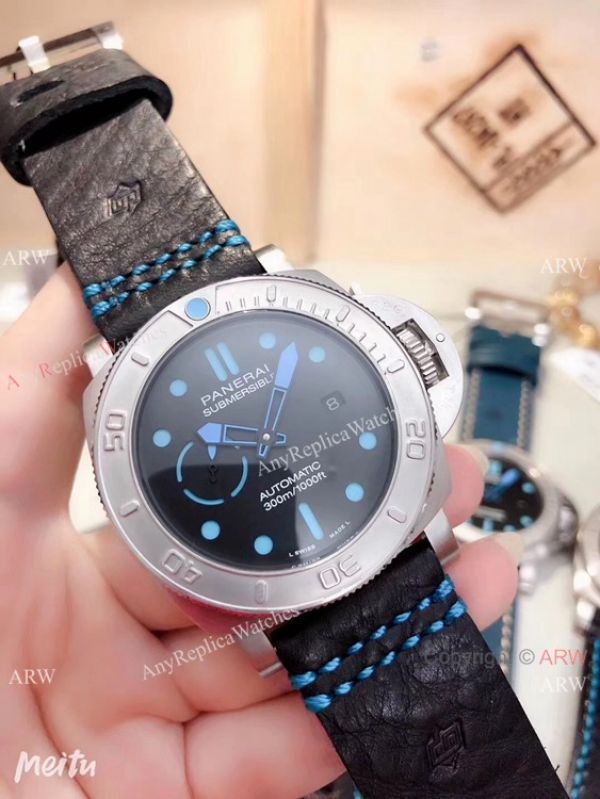 2019 Replica Panerai Submersible Mike Horn Edition PAM985 Watch Blue Markers 2019 Replica Panerai Submersible Mike Horn Edition PAM985 Watch Blue Markers