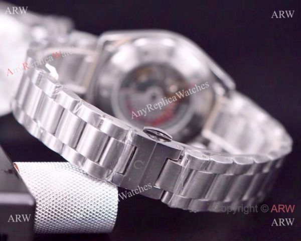 Copy Omega Seamaster 39mm Watch Black Dial Diamond Marker Copy Omega Seamaster 39mm Watch Black Dial Diamond Marker