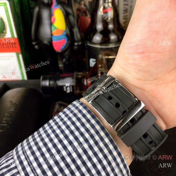 New Copy Breitling Avenger II Seawolf 43mm Watch White Dial Rubber Strap New Copy Breitling Avenger II Seawolf 43mm Watch White Dial Rubber Strap