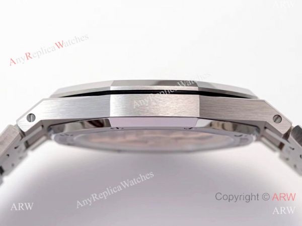 New Audemars Piguet Royal Oak Extra-Thin Ref.15202 Watch Blue Dial New Audemars Piguet Royal Oak Extra-Thin Ref.15202 Watch Blue Dial