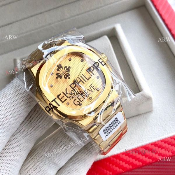 Yellow Gold Patek Philippe Nautilus Copy Watch Men Size Yellow Gold Patek Philippe Nautilus Copy Watch Men Size