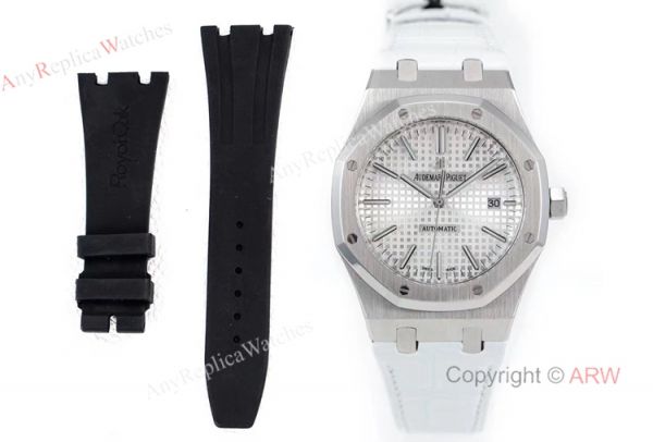 OM Factory New Upgraded Swiss Knockoff Audemars Piguet Royal Oak Silver Dial Mens Watch OM Factory New Upgraded Swiss Knockoff Audemars Piguet Royal Oak Silver Dial Mens Watch