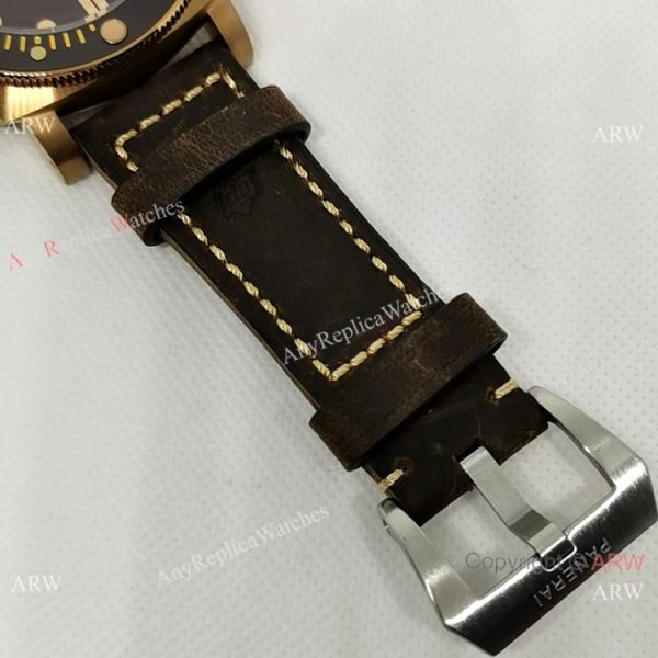 Panerai Luminor Submersible PAM00968 Watch Brass Case Panerai Luminor Submersible PAM00968 Watch Brass Case
