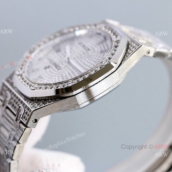 Best 41mm Silver Audemars Piguet Royal Oak Iced Out Replica Watches AP 15400 Best 41mm Silver Audemars Piguet Royal Oak Iced Out Replica Watches AP 15400