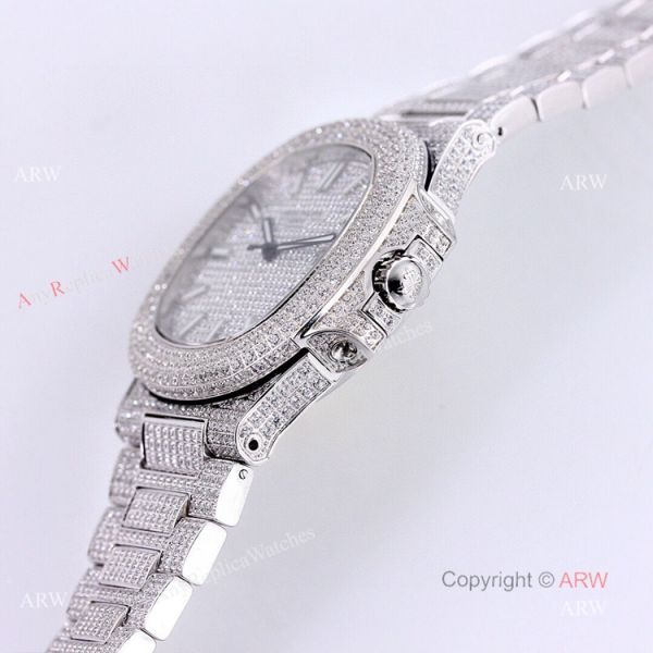 Patek Philippe Bust Down Nautilus 5719 Replica Watches 40mm Patek Philippe Bust Down Nautilus 5719 Replica Watches 40mm