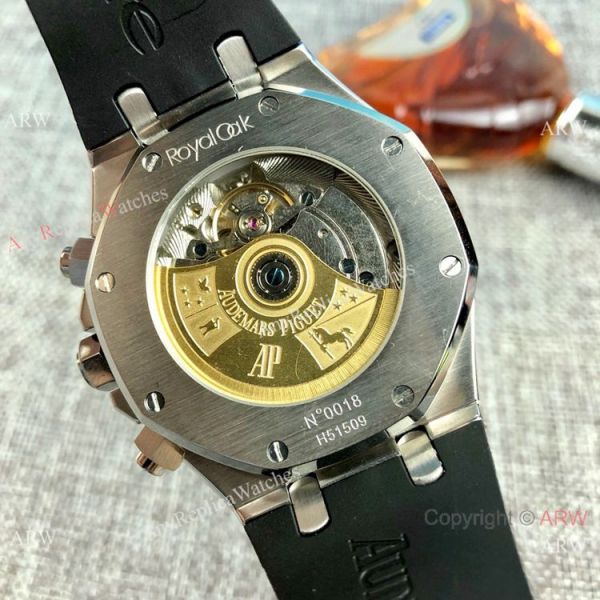 Replica Audemars Piguet Royal Oak Automatic Watches SS Rubber Strap Replica Audemars Piguet Royal Oak Automatic Watches SS Rubber Strap