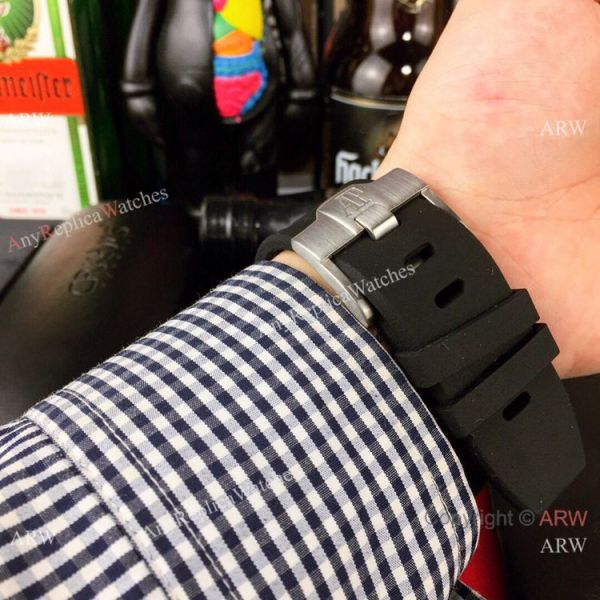 Copy Audemars Piguet Royal Oak Offshore Diver White Dial Watch Automatic Copy Audemars Piguet Royal Oak Offshore Diver White Dial Watch Automatic