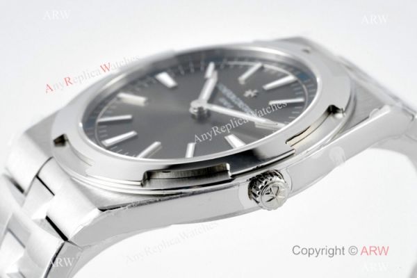 Grade 1A Vacheron Constantin Overseas Ultra-thin Replica Watch Rhodium Face Stainless Steel Grade 1A Vacheron Constantin Overseas Ultra-thin Replica Watch Rhodium Face Stainless Steel