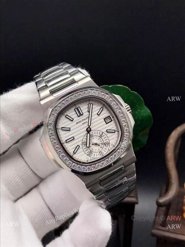 Patek Philippe Nautilus Replica Watch Stainless Steel Diamond Bezel Patek Philippe Nautilus Replica Watch Stainless Steel Diamond Bezel
