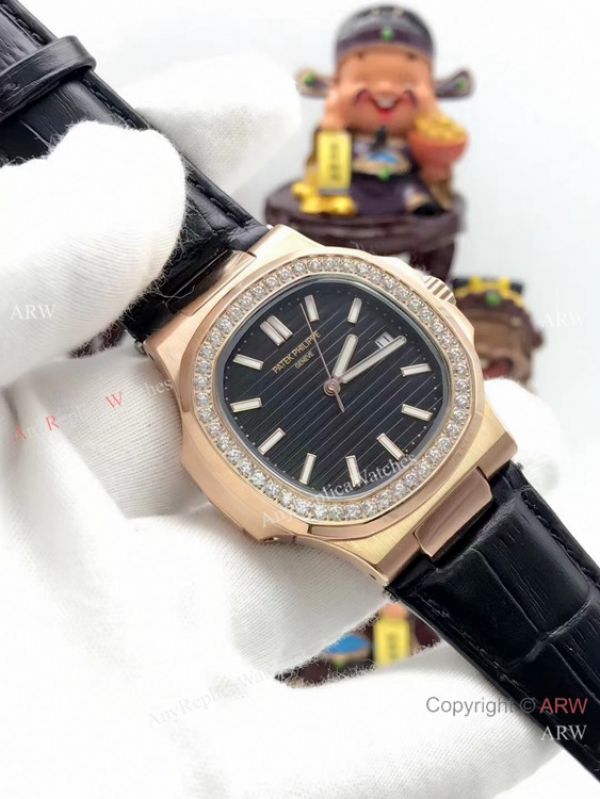 Patek Philippe Nautilus Replica Watch Diamond Bezel Rose Gold Patek Philippe Nautilus Replica Watch Diamond Bezel Rose Gold