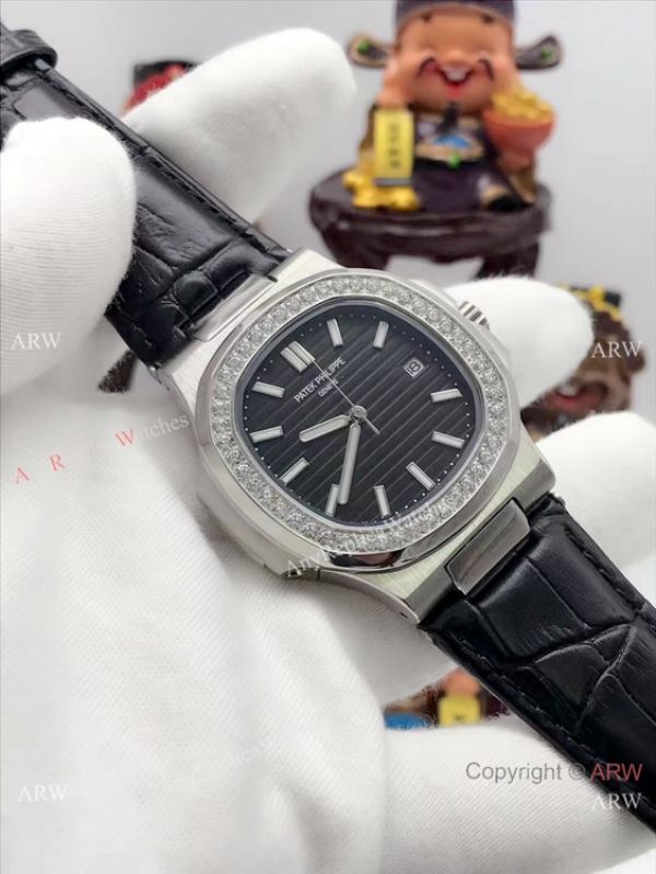 Patek Philippe Nautilus Copy Watch Diamond Bezel Stainless Steel 40mm Patek Philippe Nautilus Copy Watch Diamond Bezel Stainless Steel 40mm