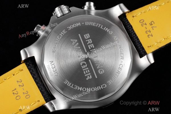 Swiss Grade Breitling Avenger Black Dial Watch Swiss 7750 Movement Swiss Grade Breitling Avenger Black Dial Watch Swiss 7750 Movement