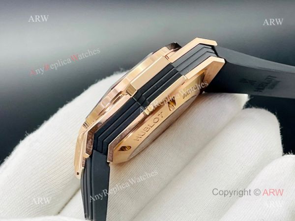 Replica Rose Gold Hublot Big Bang Sang Bleu 45 Watch Asia 7750 With Black Rubber Band Replica Rose Gold Hublot Big Bang Sang Bleu 45 Watch Asia 7750 With Black Rubber Band
