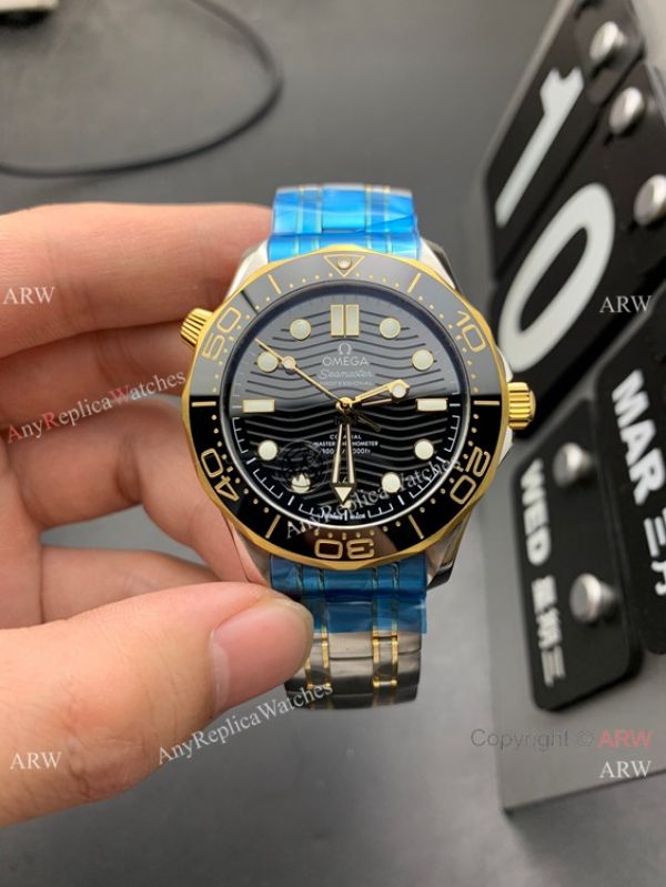 VS Factory Omega Seamaster Diver 300m VS 8800 Watch Two Tone Black Dial VS Factory Omega Seamaster Diver 300m VS 8800 Watch Two Tone Black Dial