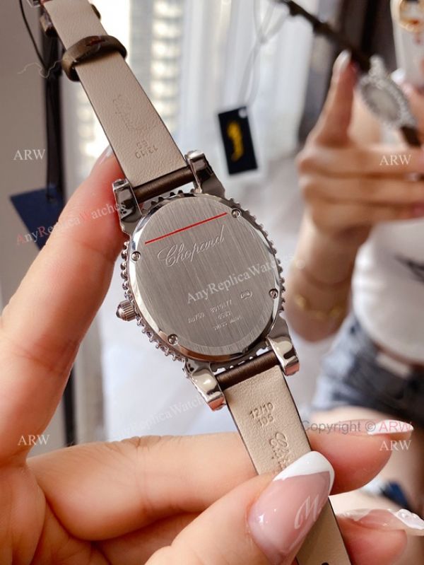 High Quality Replica Ladies Chopard LHeure Du Diamant Medium Oval Watch With Diamonds High Quality Replica Ladies Chopard LHeure Du Diamant Medium Oval Watch With Diamonds