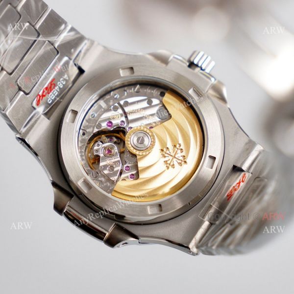 New Patek Philippe Nautilus 5711 Green Dial Stainless Steel Swiss Replica Watch 40mm New Patek Philippe Nautilus 5711 Green Dial Stainless Steel Swiss Replica Watch 40mm