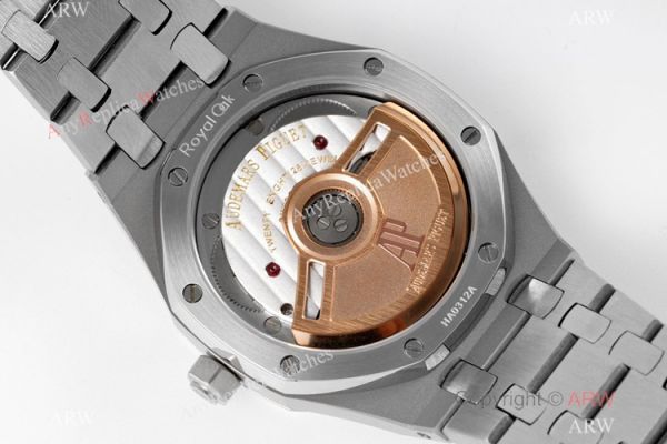 2021 New Swiss Replica Audemars Piguet Royal Oak 34mm White Textured Dial Watch with Cal.5800 2021 New Swiss Replica Audemars Piguet Royal Oak 34mm White Textured Dial Watch with Cal.5800