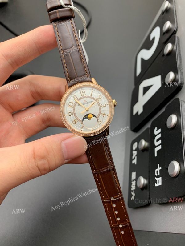 ZF Factory Replica Jaeger Lecoultre Rendez-Vous Rose Gold Watch White Face Brown Leather Strap ZF Factory Replica Jaeger Lecoultre Rendez-Vous Rose Gold Watch White Face Brown Leather Strap