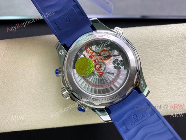 New OM Factory Omega Seamaster Diver 300m Grey Dial Blue Rubber Strap Replica Watch For Men New OM Factory Omega Seamaster Diver 300m Grey Dial Blue Rubber Strap Replica Watch For Men