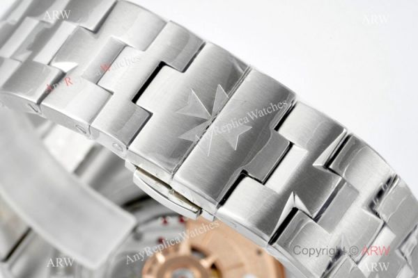 Swiss Copy Vacheron Constantin Overseas Ultra-Thin 2000v Watch Silver Dial Stainless Steel Swiss Copy Vacheron Constantin Overseas Ultra-Thin 2000v Watch Silver Dial Stainless Steel