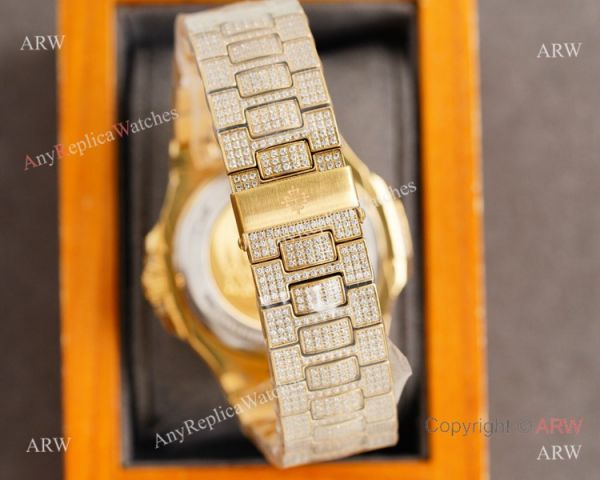 Swiss Grade Copy Patek Philippe Nautilus 9015 Ultra thin Watch 40 Diamond Dial All Gold Swiss Grade Copy Patek Philippe Nautilus 9015 Ultra thin Watch 40 Diamond Dial All Gold