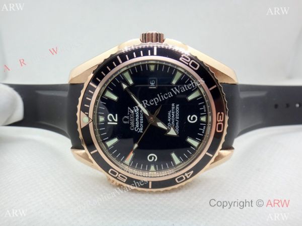 Clone Omega Seamaster Automatic Rose Gold Rubber Strap Watch Clone Omega Seamaster Automatic Rose Gold Rubber Strap Watch