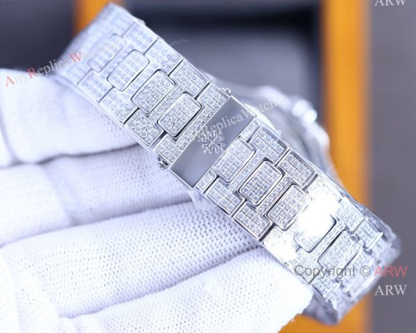 Iced Out Patek Philippe Nautilus Tiff-any Baby Blue Diamond Band Watch Cal.324 40mm Iced Out Patek Philippe Nautilus Tiff-any Baby Blue Diamond Band Watch Cal.324 40mm