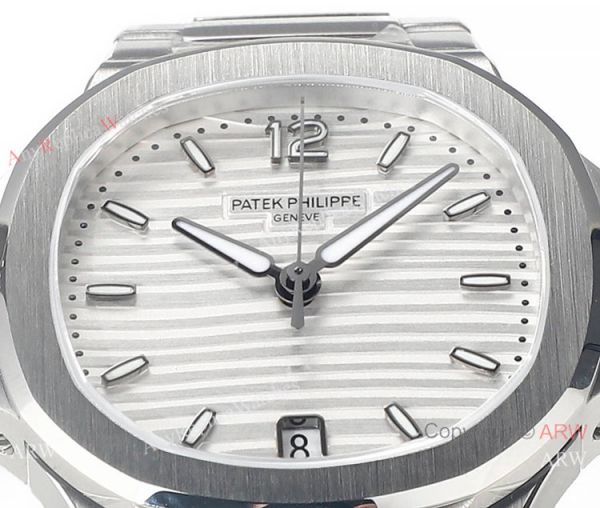 Swiss Cal.324 SC Patek Philippe Women Nautilus Watch Stainless steel White Dial 7118 Swiss Cal.324 SC Patek Philippe Women Nautilus Watch Stainless steel White Dial 7118
