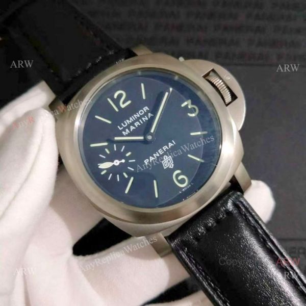Luminor Marina Panerai Men Copy Watches Titanium Case PAM005 Luminor Marina Panerai Men Copy Watches Titanium Case PAM005