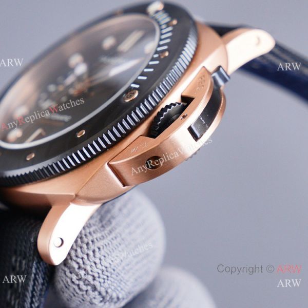 New Panerai Submersible Goldtech PAM1070 Rose Gold Watch 44mm New Panerai Submersible Goldtech PAM1070 Rose Gold Watch 44mm